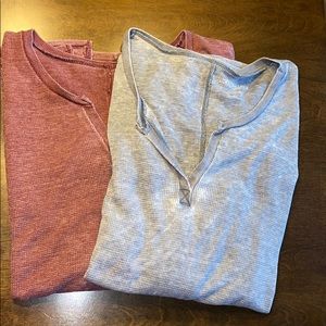 American Eagle Set of 2 Thermal Like Shirts
